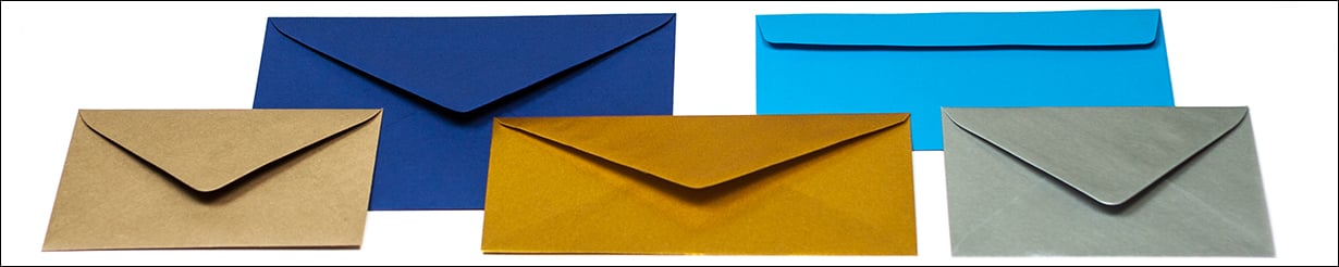 Grote keuze aan kleurrijke enveloppen en briefveloppen