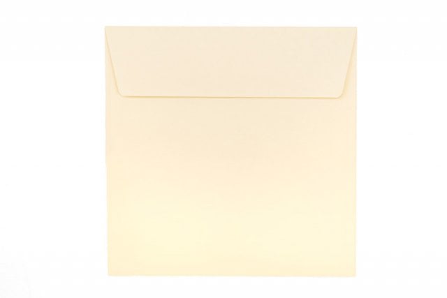 Vierkante enveloppen 160x160 mm, crème