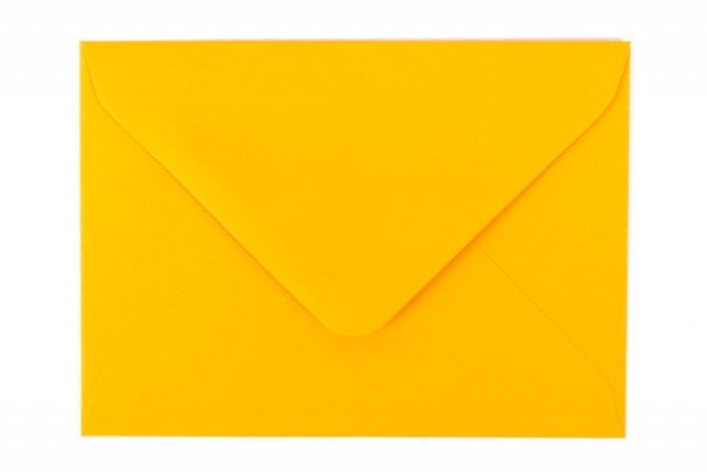 Enveloppen DIN C7, diepgeel