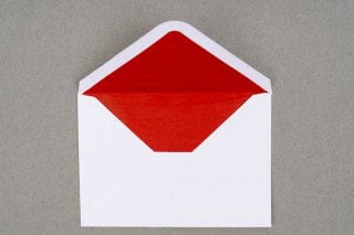 Enveloppen DIN C6, wit met rode voering